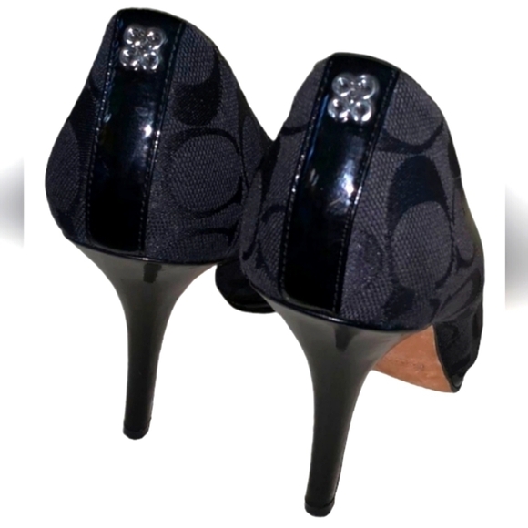 Coach Caya Signature pumps - Picture 4 of 4